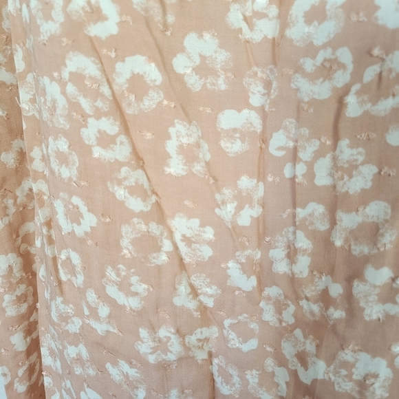 Lazy Sundays Medium Peachy Pink Short Sleeve Blouse White Floral Print Swiss Dot - Picture 3 of 6